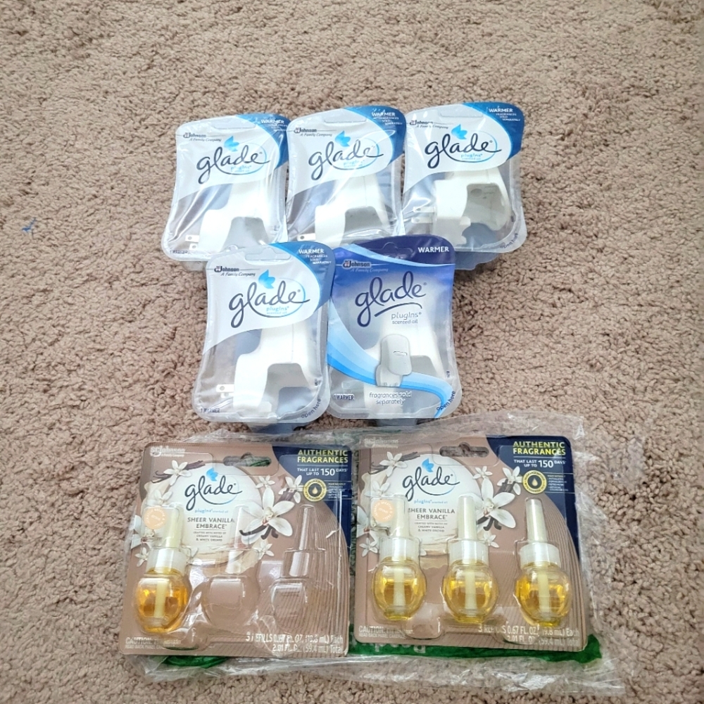 Lot Of 5 Glade Warmers & 4 Vanilla Scented Oils - Brand New!